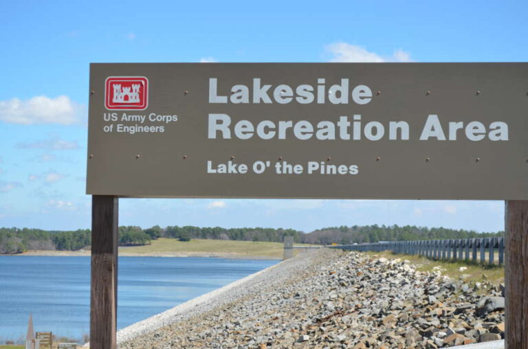 Lakeside Park Lake O' The Pines